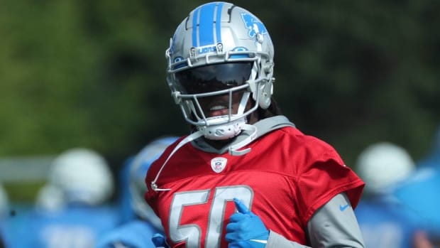 Lions quarterback Teddy Bridgewater jogs during a training camp practice.